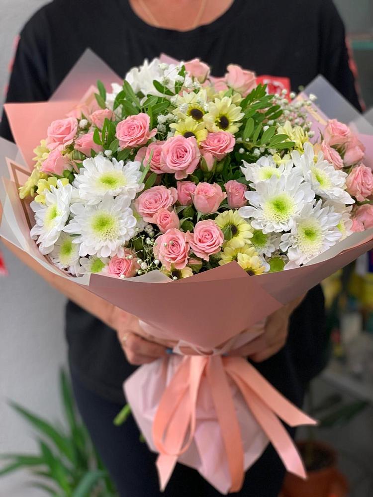 Букет цветов из: Розы и Хризантемы в Березняки
