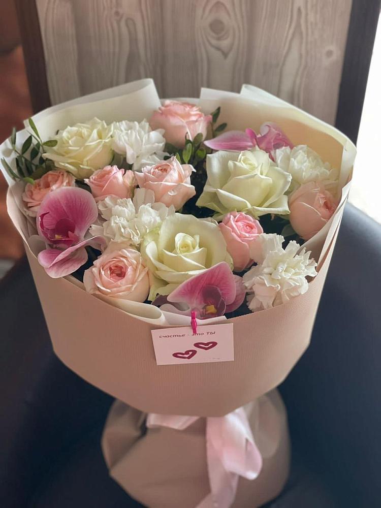 Букет цветов из: Орхидеи, Розы и Гвоздики в Березняки