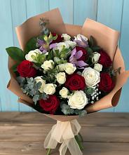 Букет цветов из:  Розы и Альстромерии в Березняки