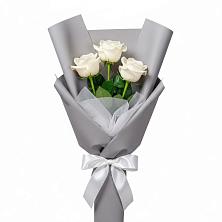 Букет 3 белые розы в Березняки