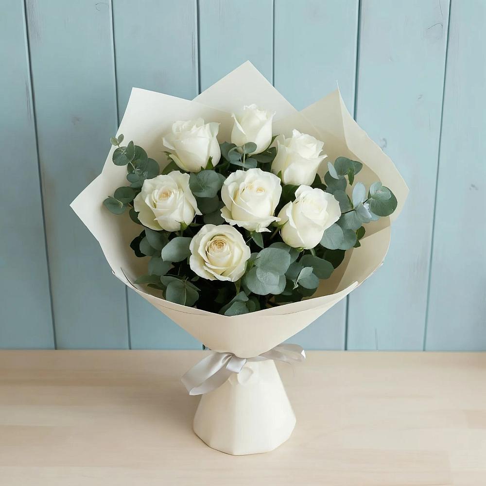Букет Белые розы в Эвкалипте в Березняки