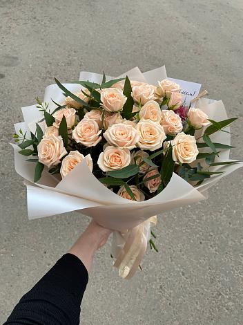 Букет Кремовые розы Латте в Березняки