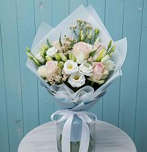 Букет цветов из:  Розы и Лизиантусы в Березняки